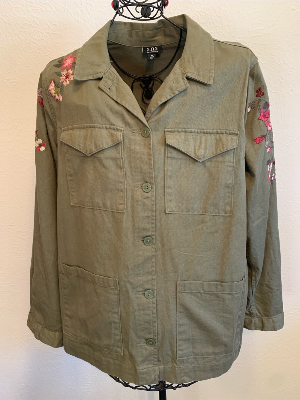 💐💐💐BOGOHO💐💐💐a.n.a Olive Utility Jacket with Pink Floral Embroidery-XL